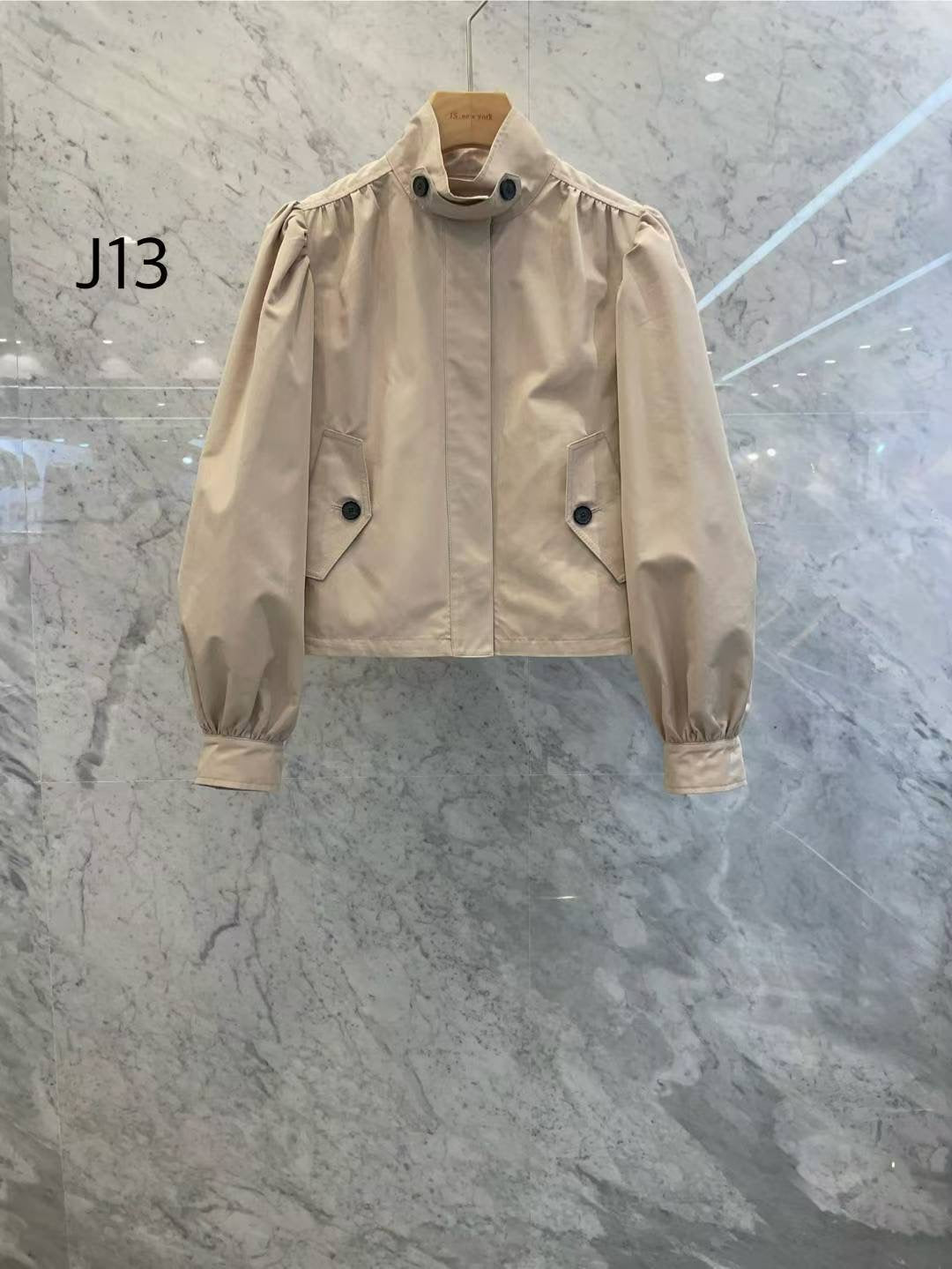 JS NY 泡泡袖外套(預訂8折)