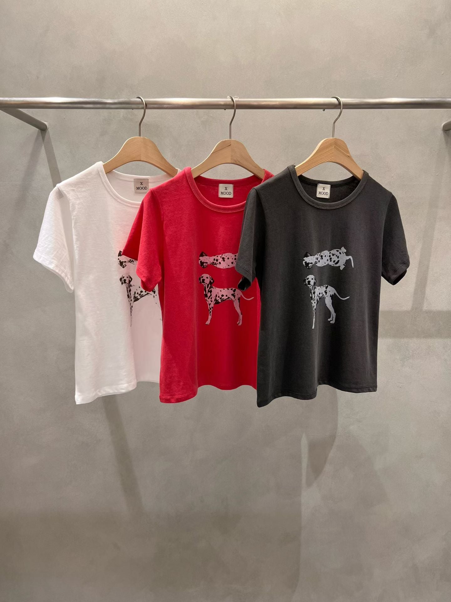 班點狗正肩tee