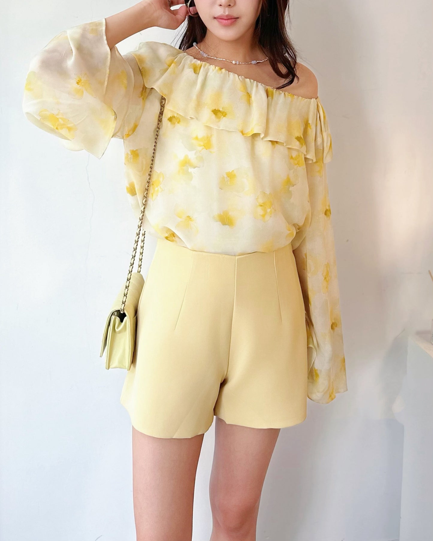 粉黃印花雪紡上衣