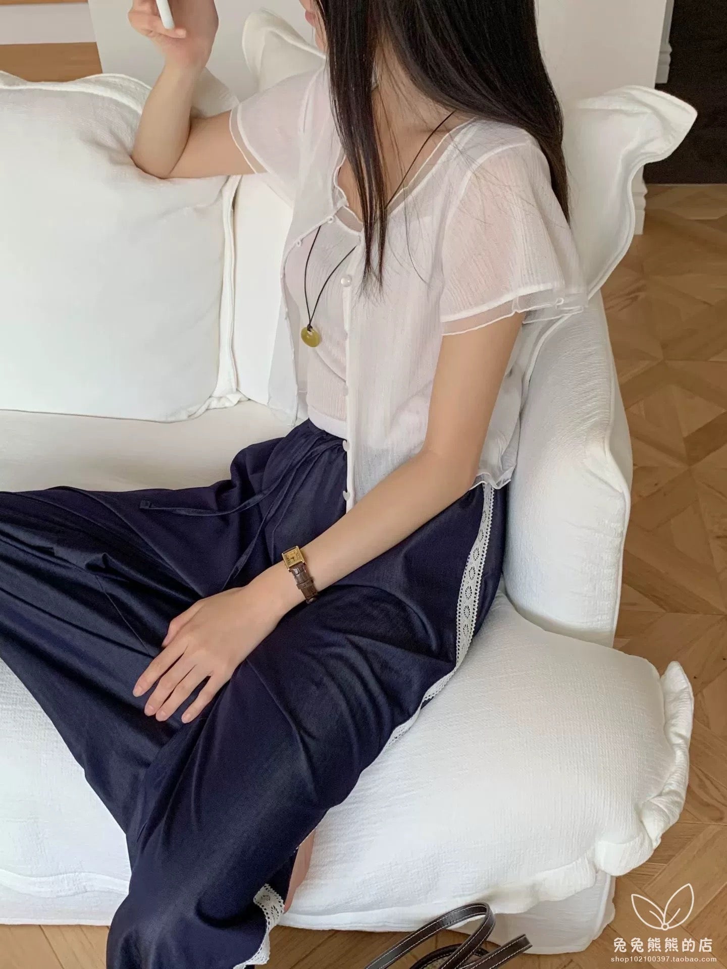 小吊帶搭配短袖套裝