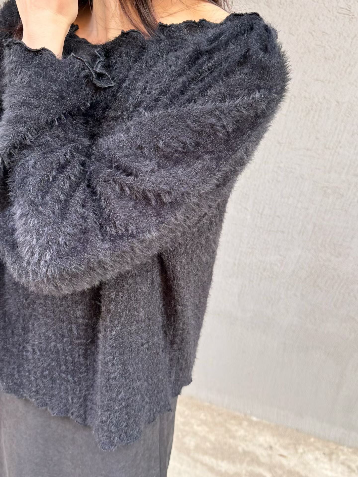 露肩滑身毛料綁帶上衣