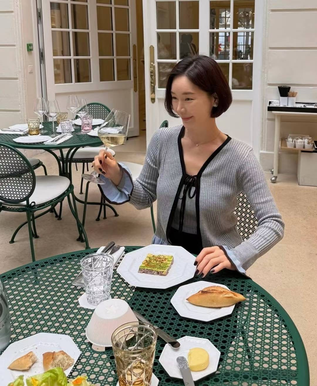 針織外套連吊帶