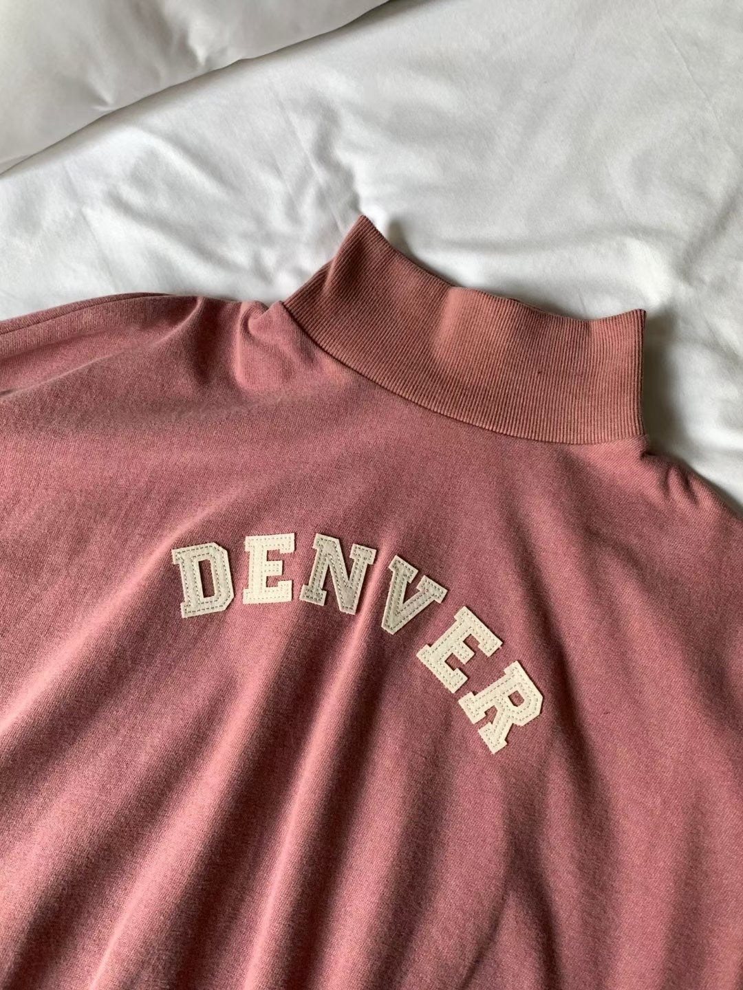 高領簡約款衛衣