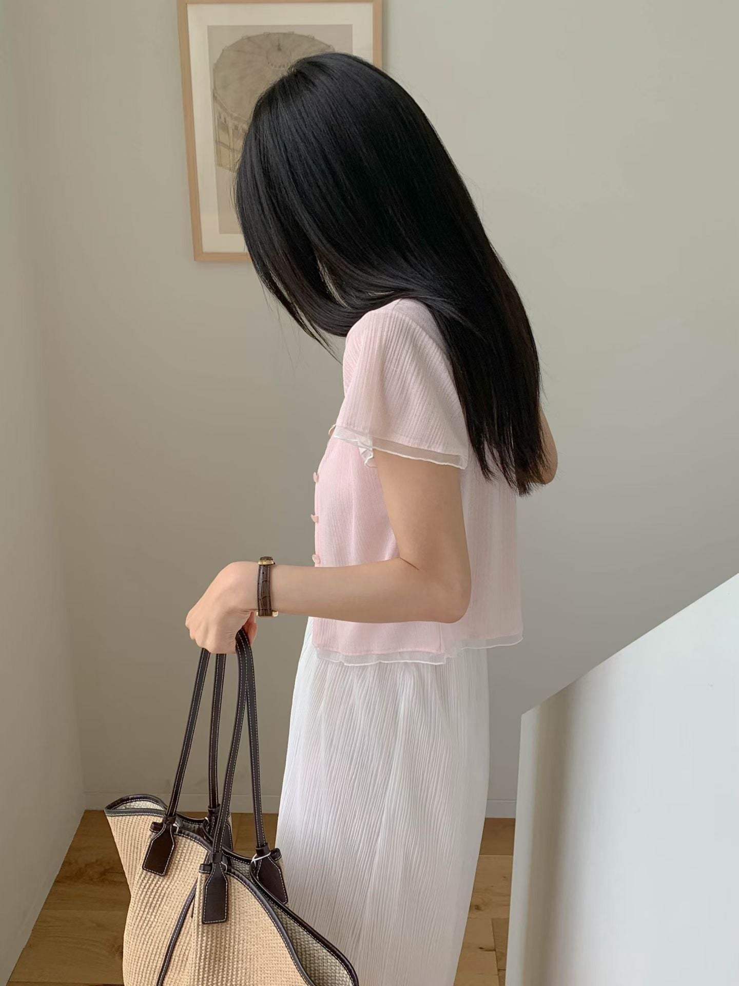 小吊帶搭配短袖套裝