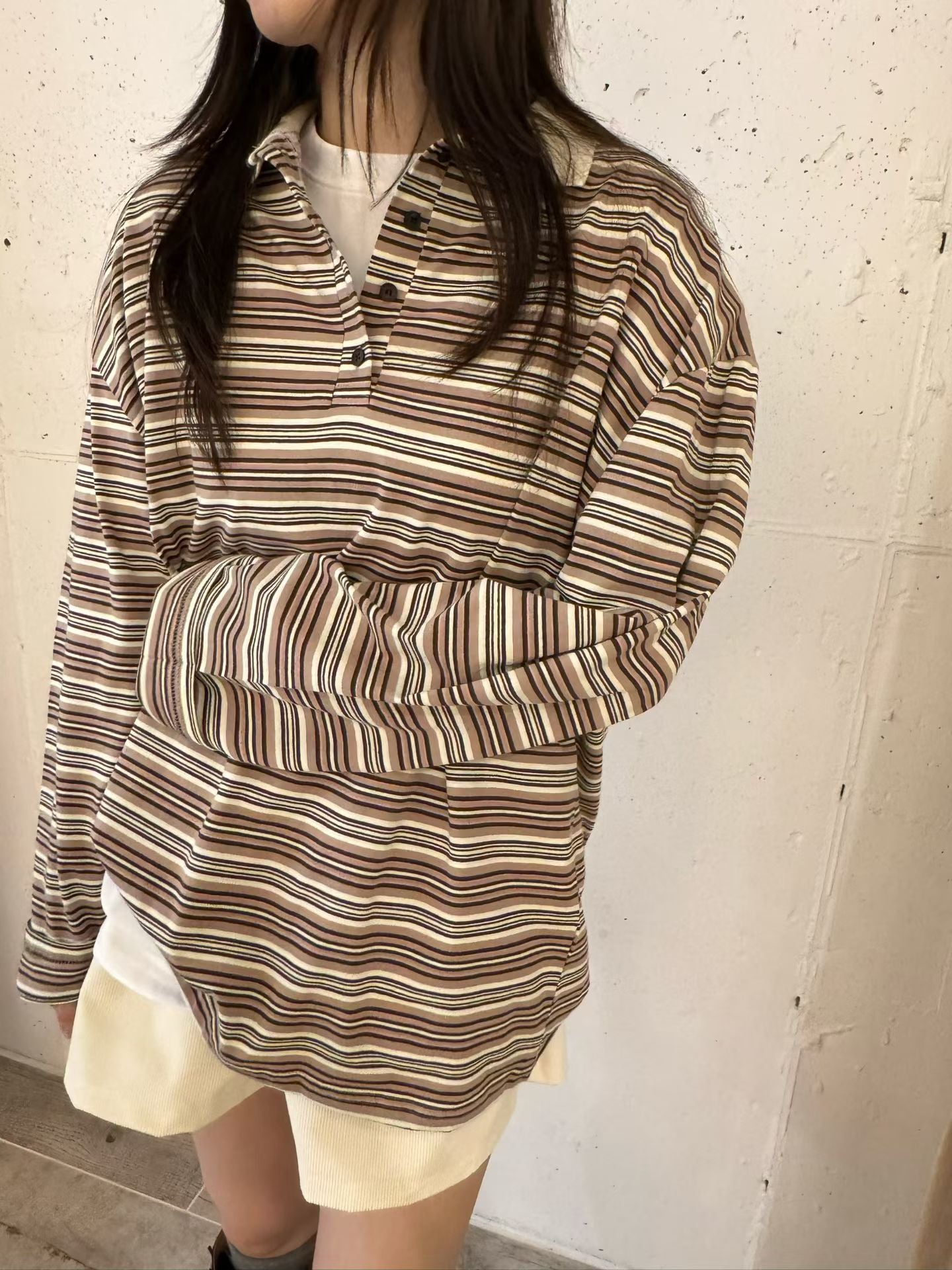 翻領撞色條紋上衣