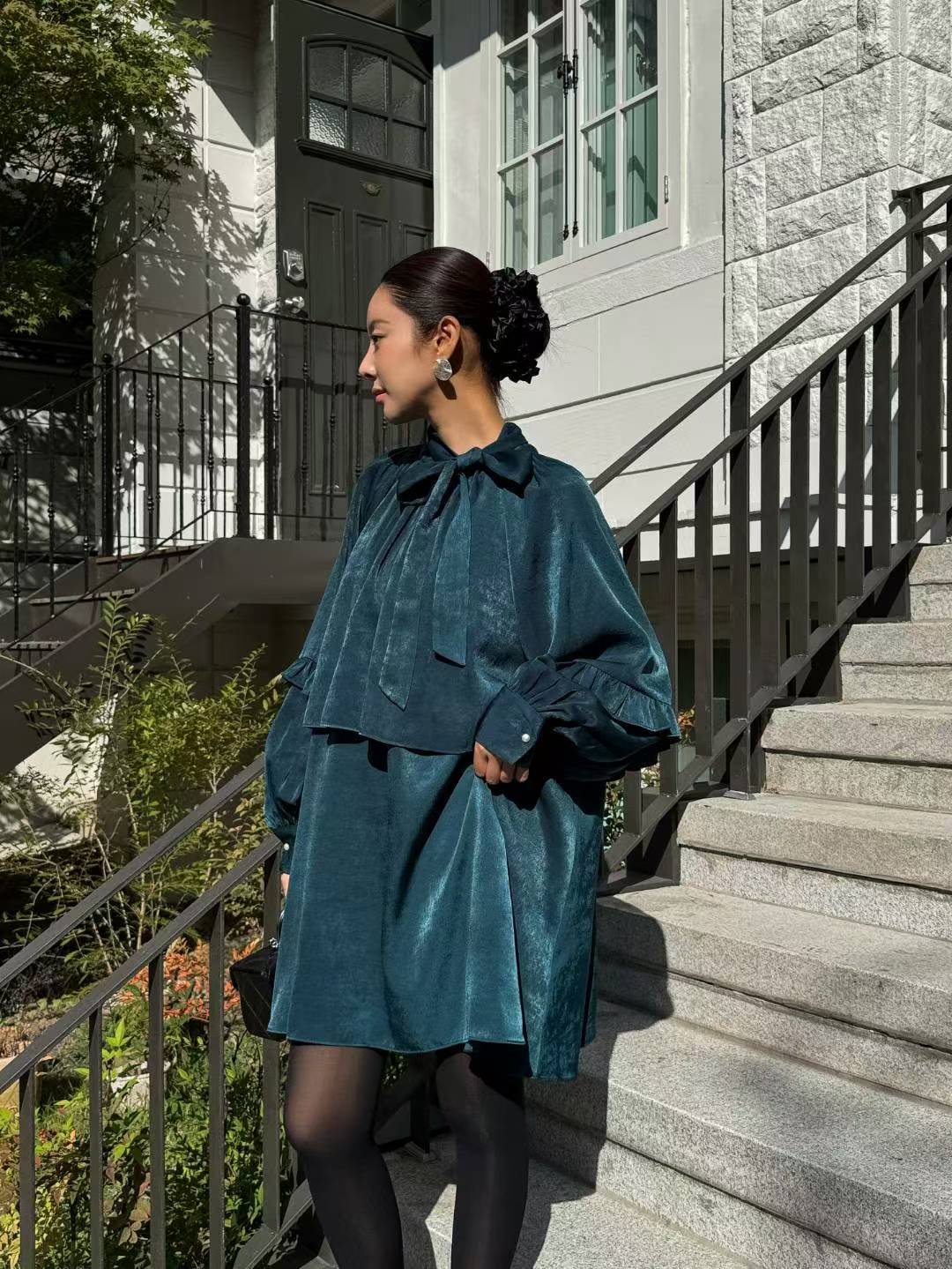 氣質蝴蝶結木耳邊寬松連衣裙