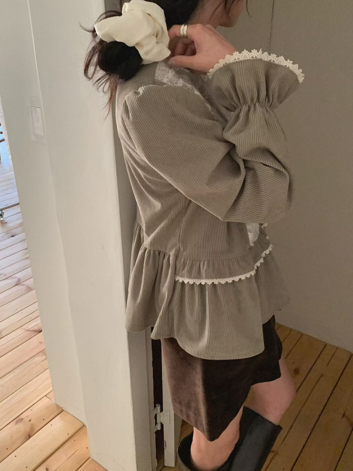 圓領拼接花花襯衫