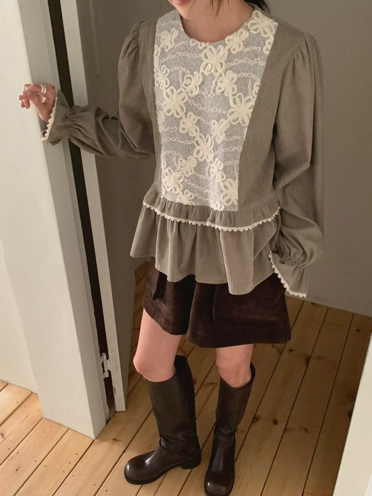 圓領拼接花花襯衫