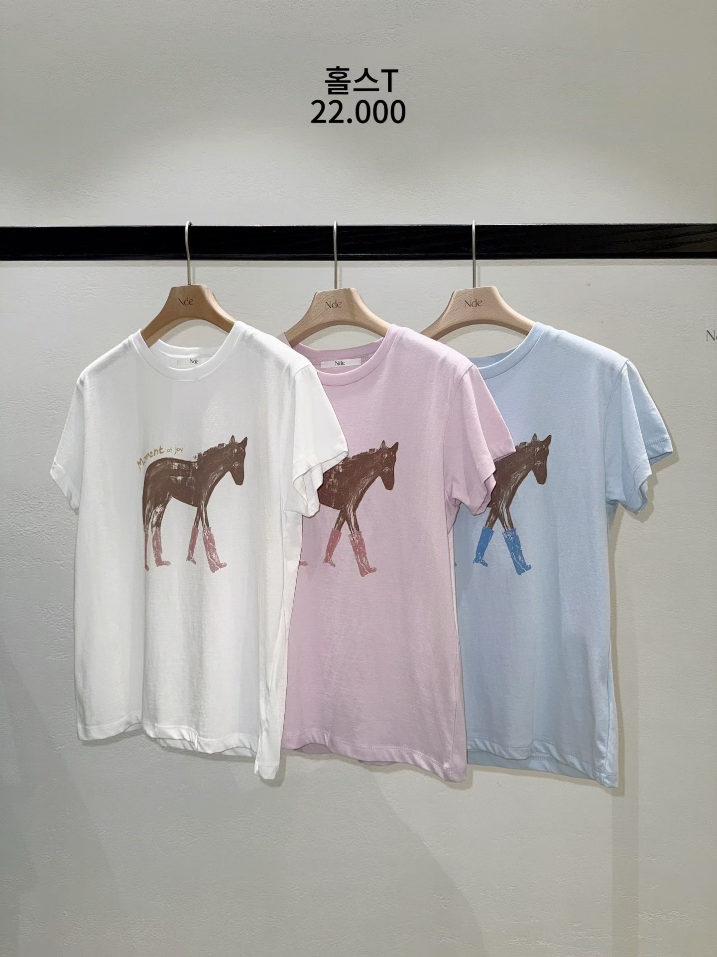手繪風馬仔tee