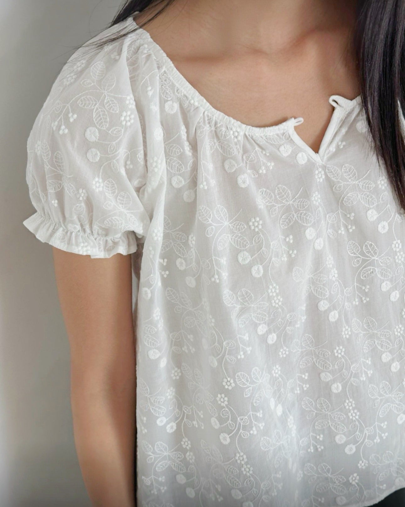 清新刺繡碎花Tee￼