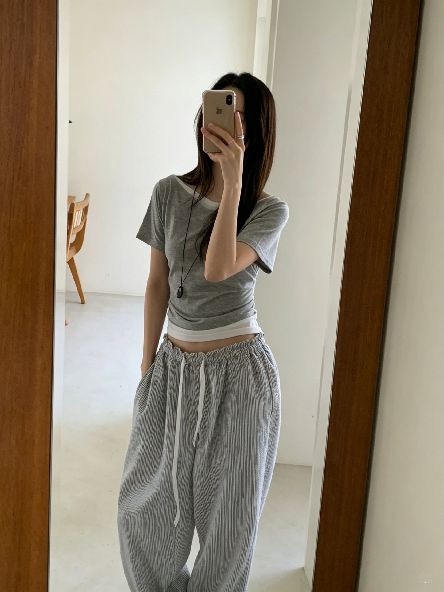 假兩件斜肩tee