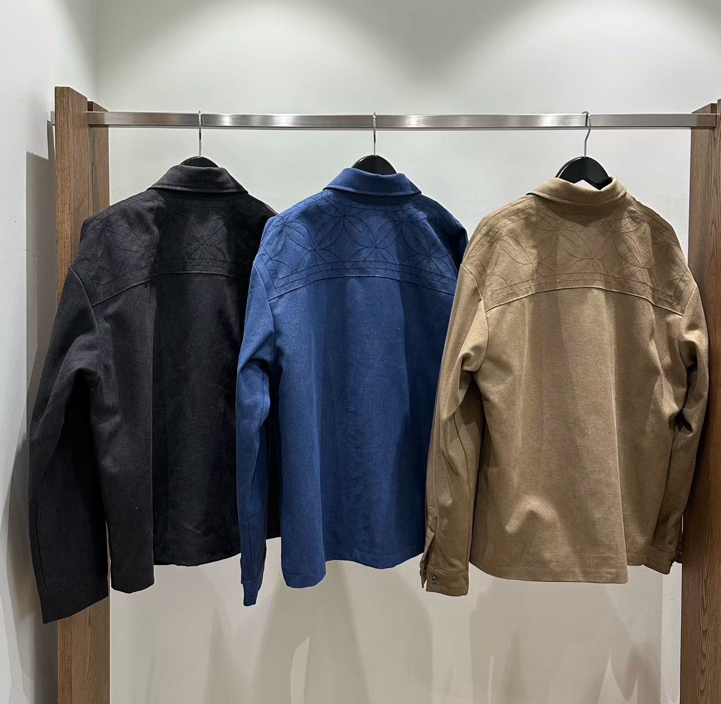 刺繡洗水外套（絨毛內襯）