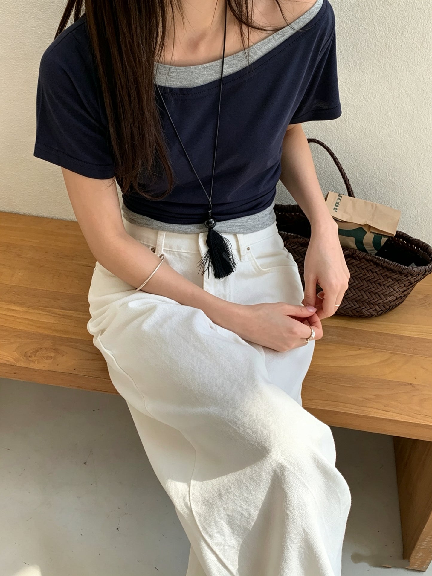 假兩件斜肩tee
